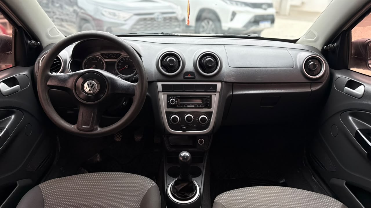 VOLKSWAGEN - SAVEIRO   1.6   CABINA Y MEDIA  - MANUAL  - 2013